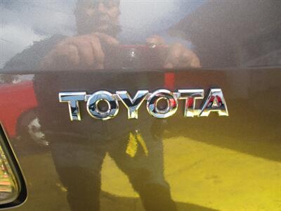 2005 Toyota Matrix   - Photo 23 - Seattle, WA 98103