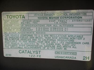 2005 Toyota Matrix   - Photo 19 - Seattle, WA 98103