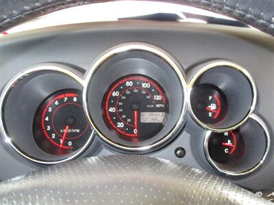 2005 Toyota Matrix   - Photo 14 - Seattle, WA 98103