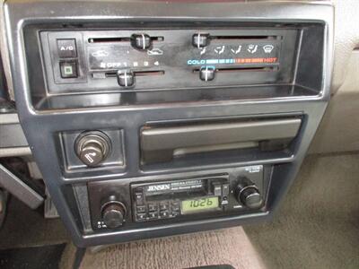 1992 Nissan Truck   - Photo 19 - Seattle, WA 98103
