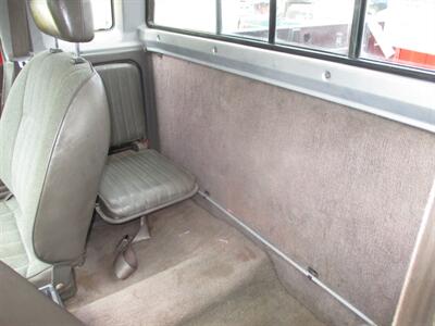 1992 Nissan Truck   - Photo 13 - Seattle, WA 98103