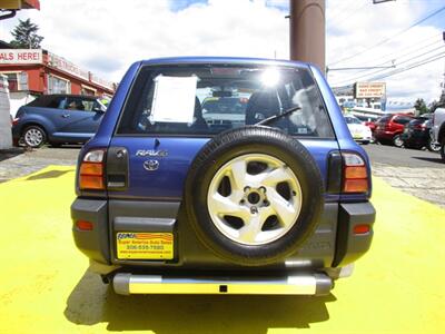 1998 Toyota RAV4 - Photo 7 - Seattle, WA 98103