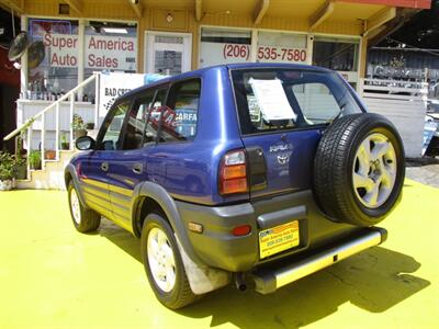 1998 Toyota RAV4 - Photo 8 - Seattle, WA 98103