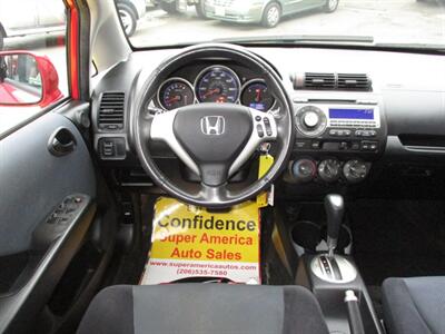 2007 Honda Fit Sport   - Photo 13 - Seattle, WA 98103