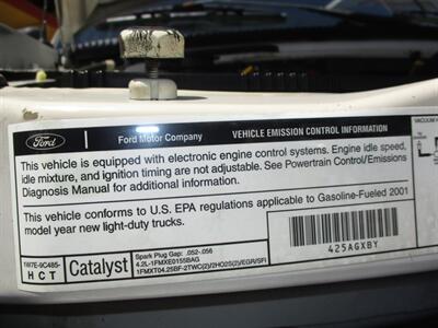 2001 Ford E-150 - Photo 19 - Seattle, WA 98103