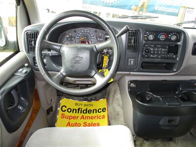 1998 CHEVROLET EXPRESS G1500   - Photo 12 - Seattle, WA 98103