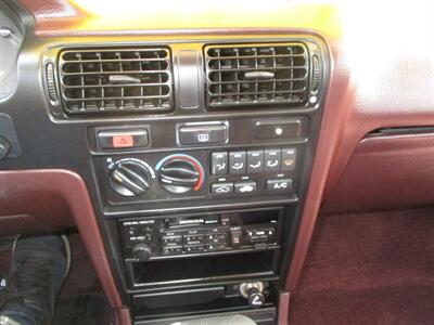1993 Honda Accord LX   - Photo 16 - Seattle, WA 98103