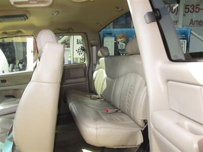 2002 Chevrolet Silverado 1500   - Photo 13 - Seattle, WA 98103