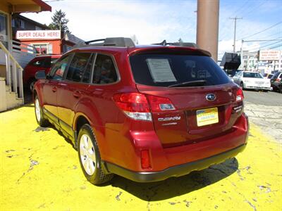 2011 Subaru Outback 2.5i Limited - Photo 8 - Seattle, WA 98103