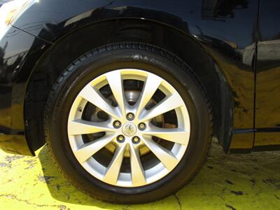 2013 Toyota Venza LE   - Photo 20 - Seattle, WA 98103