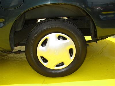1998 Toyota Tacoma - Photo 21 - Seattle, WA 98103