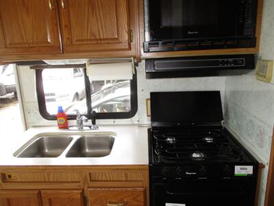 2000 ITASCA SUNRISE SE 26P   - Photo 25 - Seattle, WA 98103