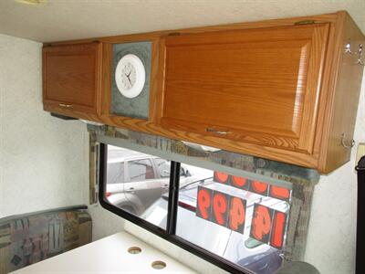 2000 ITASCA SUNRISE SE 26P   - Photo 21 - Seattle, WA 98103