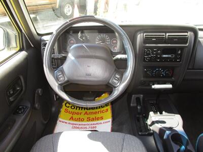 2001 Jeep Cherokee SE   - Photo 13 - Seattle, WA 98103