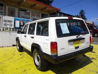 2001 Jeep Cherokee SE   - Photo 8 - Seattle, WA 98103
