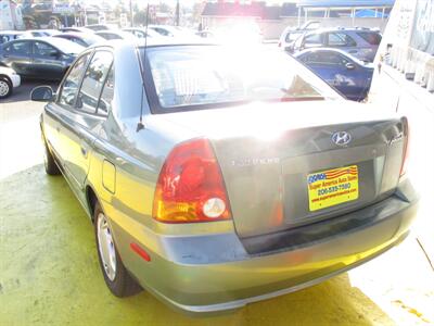 2003 Hyundai Accent GL   - Photo 8 - Seattle, WA 98103