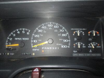 1999 Chevrolet Dump   - Photo 12 - Seattle, WA 98103