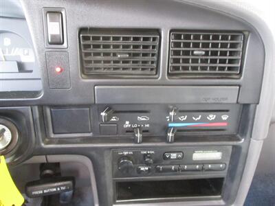 1992 Toyota Pickup Deluxe - Photo 15 - Seattle, WA 98103