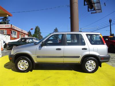 2001 Honda CR-V LX - Photo 9 - Seattle, WA 98103