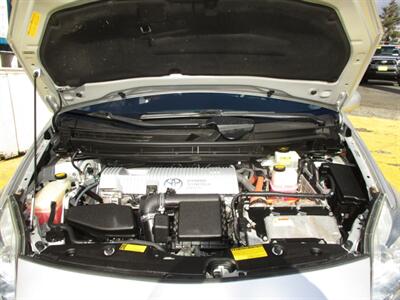 2010 Toyota Prius V   - Photo 17 - Seattle, WA 98103