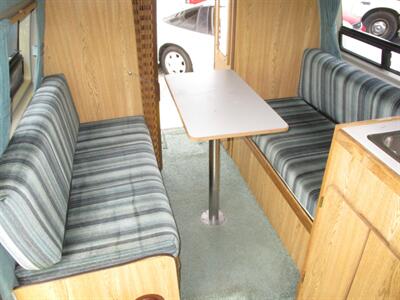 1992 Ford E-Series Van Chinook  E150 - Photo 24 - Seattle, WA 98103