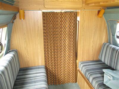 1992 Ford E-Series Van Chinook  E150 - Photo 28 - Seattle, WA 98103