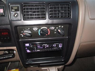 2003 Toyota Tacoma PreRunner   - Photo 15 - Seattle, WA 98103