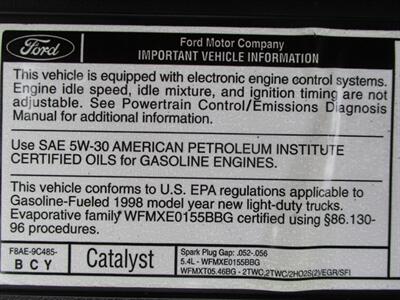 1998 Ford Expedition Eddie Bauer   - Photo 21 - Seattle, WA 98103