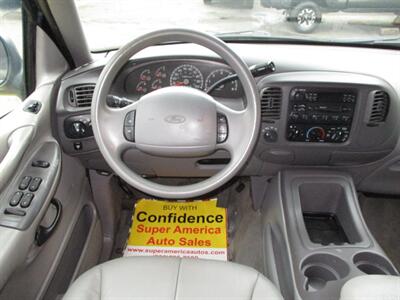 1998 Ford Expedition Eddie Bauer   - Photo 12 - Seattle, WA 98103