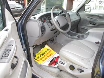 1998 Ford Expedition Eddie Bauer   - Photo 11 - Seattle, WA 98103