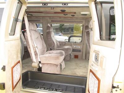 2000 CHEVROLET Express G1500   - Photo 17 - Seattle, WA 98103