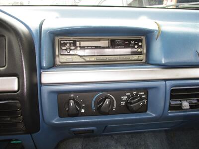 1995 Ford F-150 XLT   - Photo 15 - Seattle, WA 98103