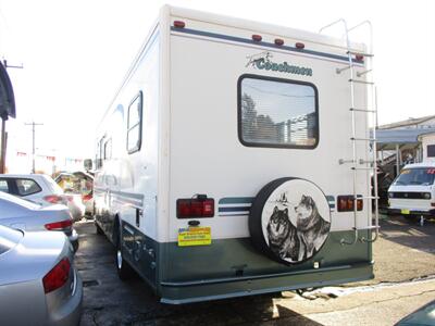 2000 Ford F-550 Coachmen Mirada 29ft   - Photo 11 - Seattle, WA 98103