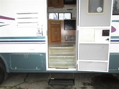 2000 Ford F-550 Coachmen Mirada 29ft - Photo 21 - Seattle, WA 98103