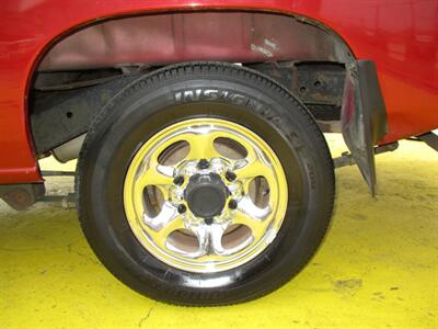 1994 Nissan Truck XE   - Photo 21 - Seattle, WA 98103