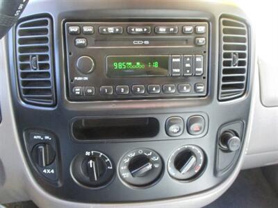 2002 Ford Escape XLT Choice   - Photo 16 - Seattle, WA 98103