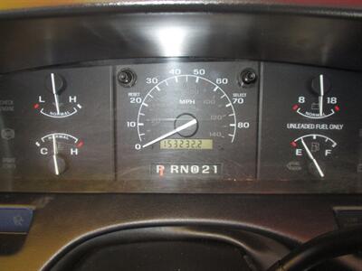 1995 Ford F-250 XL Long Bed   - Photo 12 - Seattle, WA 98103