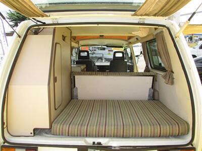 1982 Volkswagen Bus/Vanagon Camper   - Photo 44 - Seattle, WA 98103