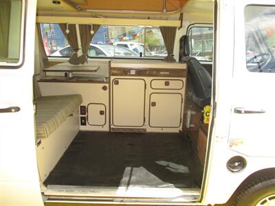 1982 Volkswagen Bus/Vanagon Camper   - Photo 25 - Seattle, WA 98103