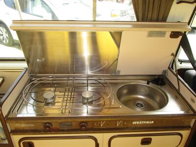 1982 Volkswagen Bus/Vanagon Camper   - Photo 31 - Seattle, WA 98103