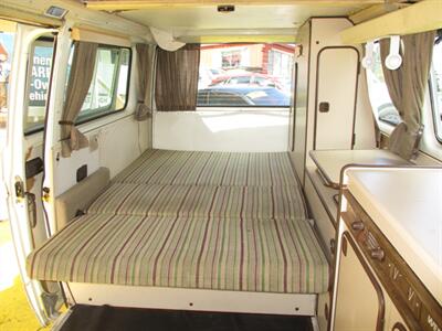 1982 Volkswagen Bus/Vanagon Camper   - Photo 28 - Seattle, WA 98103