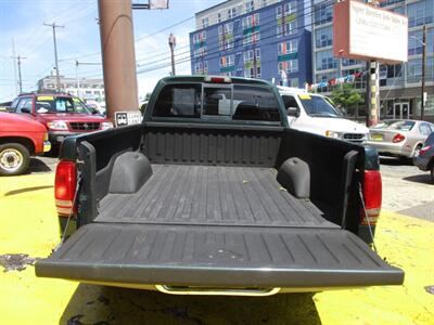 2000 Dodge Dakota SLT   - Photo 8 - Seattle, WA 98103