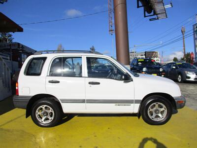 2000 Chevrolet Tracker   - Photo 5 - Seattle, WA 98103