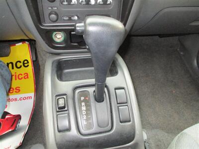 2000 Chevrolet Tracker   - Photo 14 - Seattle, WA 98103