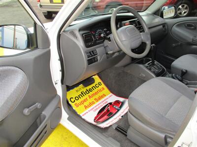 2000 Chevrolet Tracker   - Photo 9 - Seattle, WA 98103