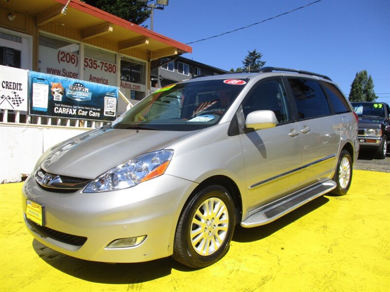 2008 Toyota Sienna XLE   - Photo 1 - Seattle, WA 98103