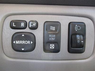 2008 Toyota Sienna XLE - Photo 21 - Seattle, WA 98103