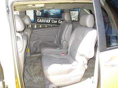 2008 Toyota Sienna XLE - Photo 12 - Seattle, WA 98103