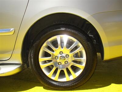 2008 Toyota Sienna XLE - Photo 27 - Seattle, WA 98103