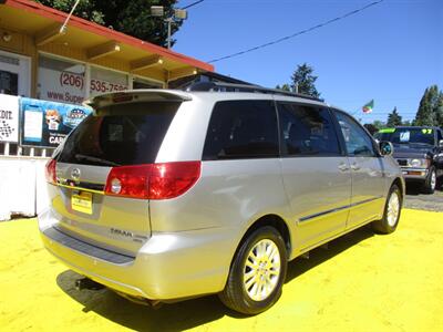 2008 Toyota Sienna XLE - Photo 6 - Seattle, WA 98103